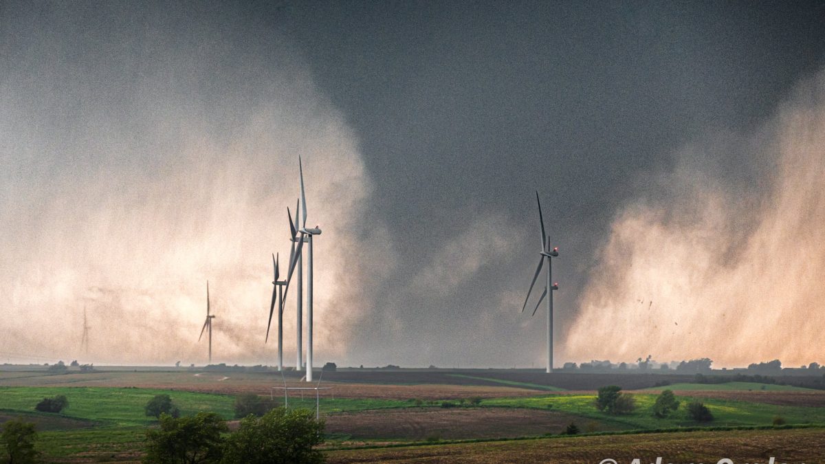 SCIENCE IMPACT: Experimental Warn-on-Forecast System yields 75-minute lead time on violent tornado